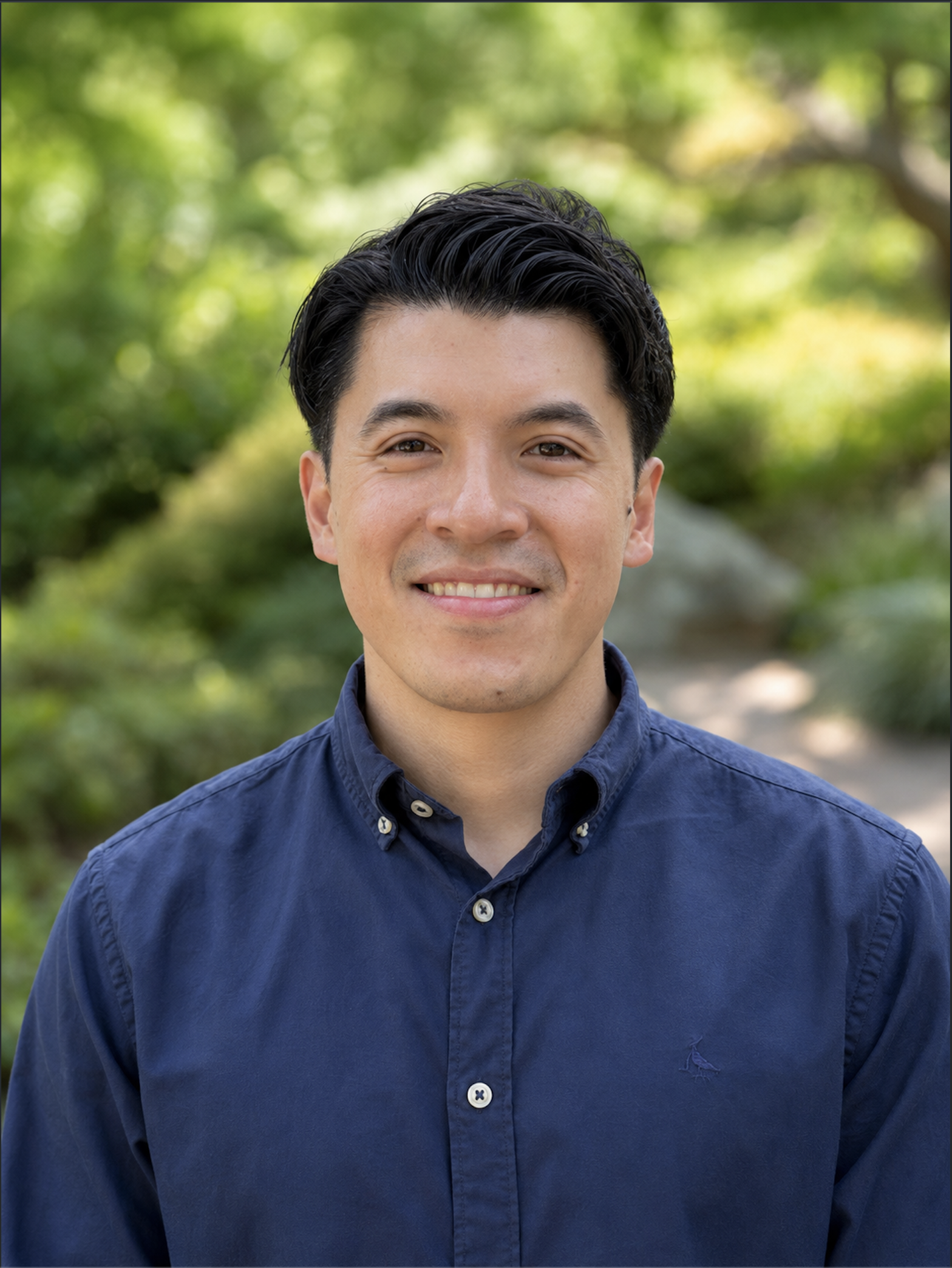 Portrait of Robert Luo